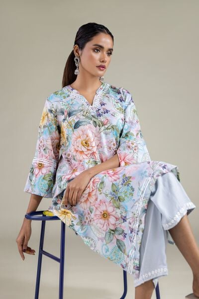 Embroidered | Viscose | Long Floral Kurta | AED 130.00