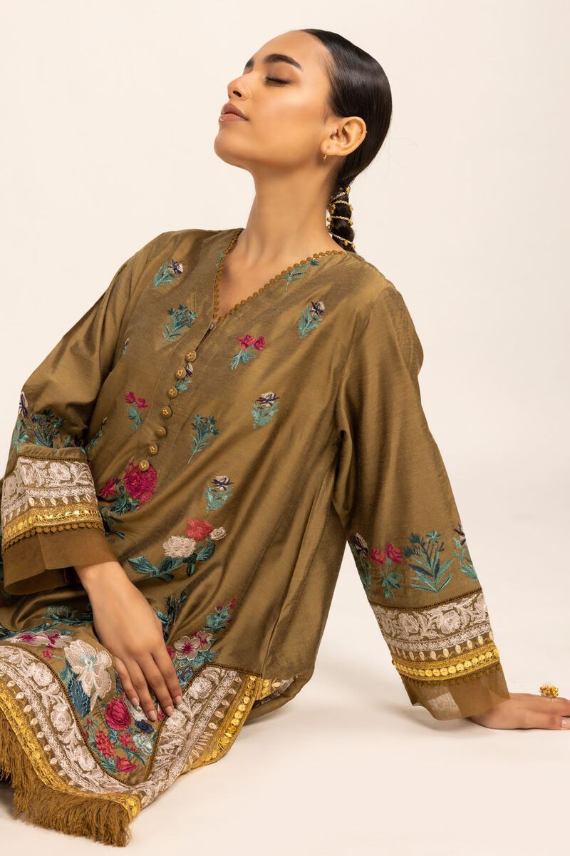  | Kurta | Embroidered | null