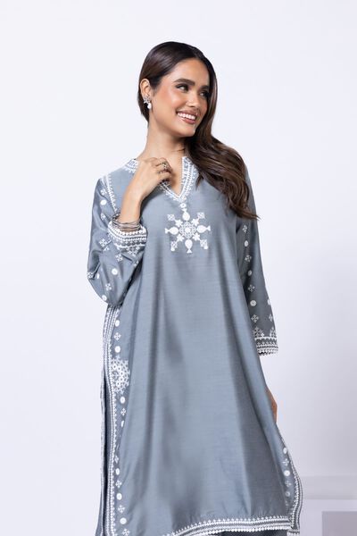  | Kurta | Embroidered | AED 200.00