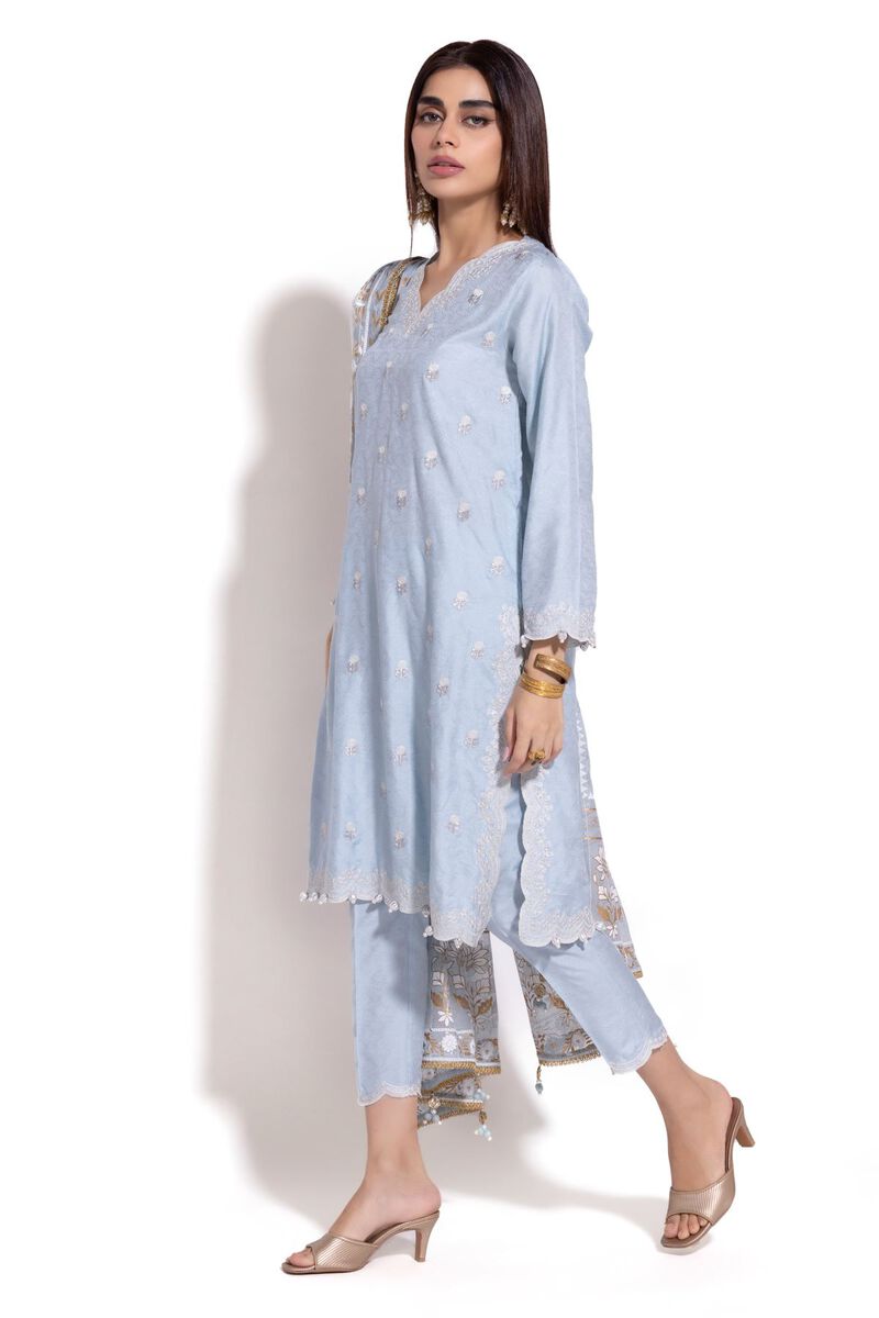 https://uae.khaadi.com/dw/image/v2/BJTG_PRD/on/demandware.static/-/Sites-khaadi-master-catalog/default/dw8110d6bc/images/hi-res/esb24244_blue_1.jpg?sw=800&sh=1200