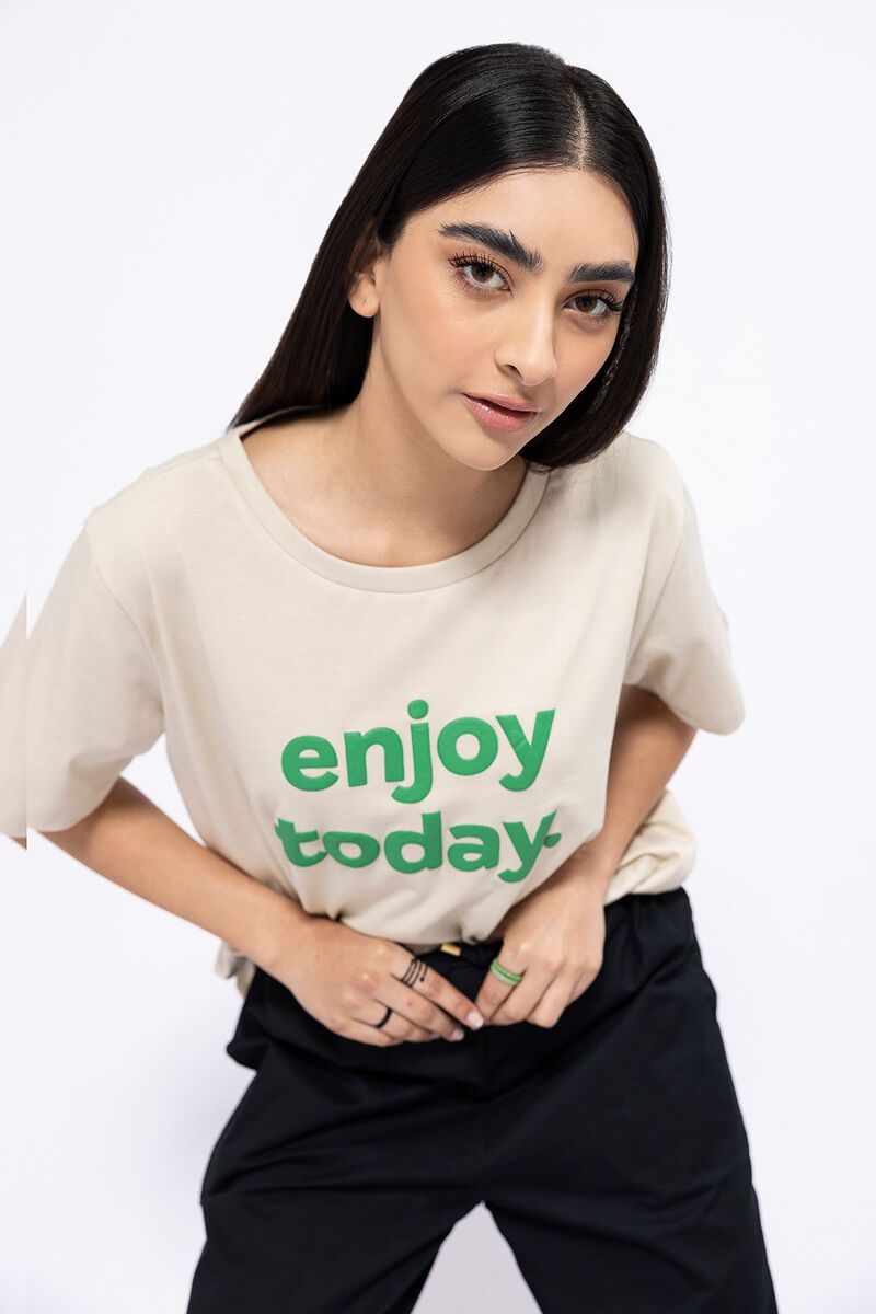  | T-shirt | null