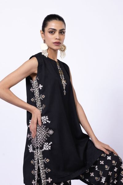 Embroidered | Raw Silk | Kurta | AED 60.00