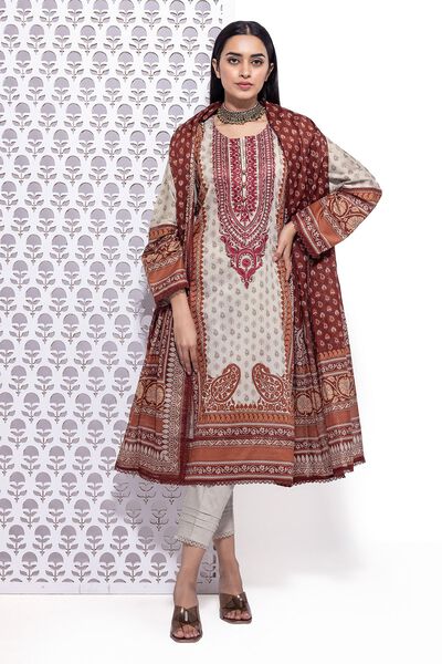 Lawn | Embroidered | Fabrics 3 Piece | AED 120.00