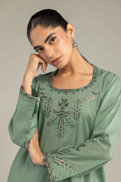 Embroidered | Cambric | Green Cambric Kurta | AED 180.00