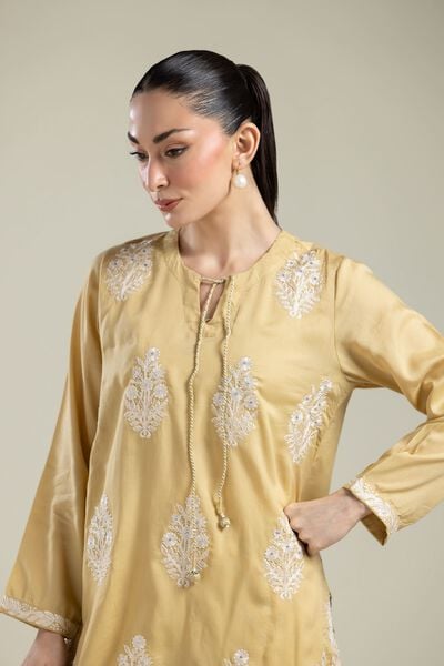 Embroidered | Textured Weave | Floral Embroidered Kurta | AED 150.00