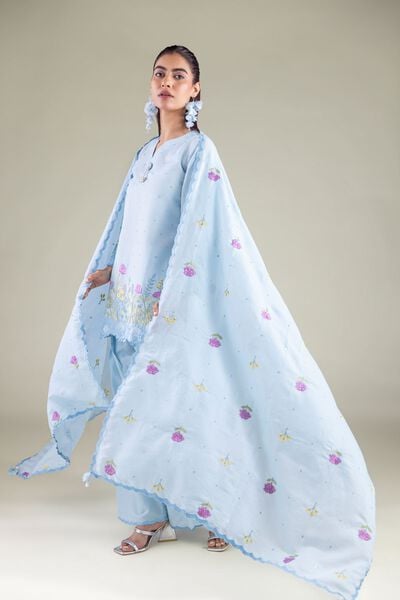Embroidered | Mesuri | Floral Thread Kurta | AED 115.00
