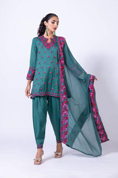  | Dupatta | Embroidered | AED 120.00