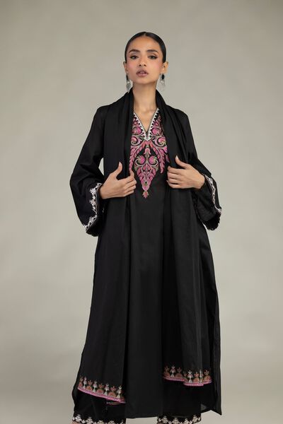 Embroidered | Lawn | Black Lawn Dupatta | AED 100.00