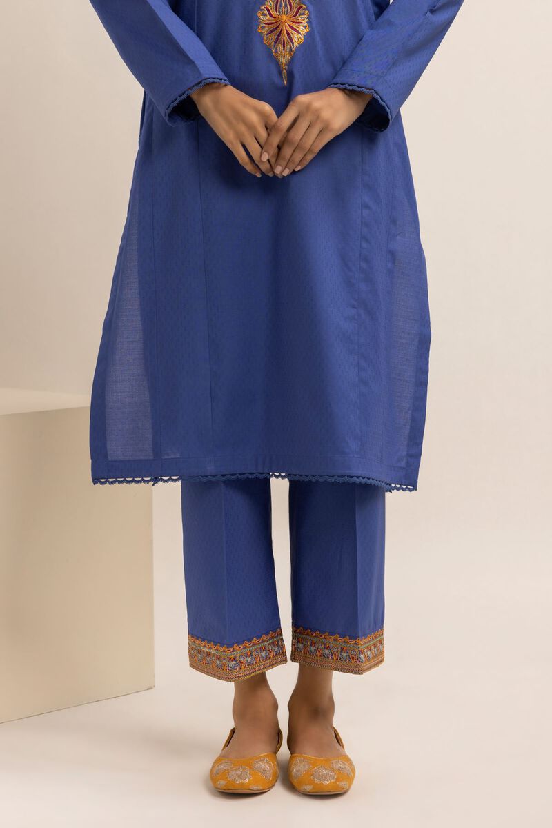  | Pants | Embroidered | null