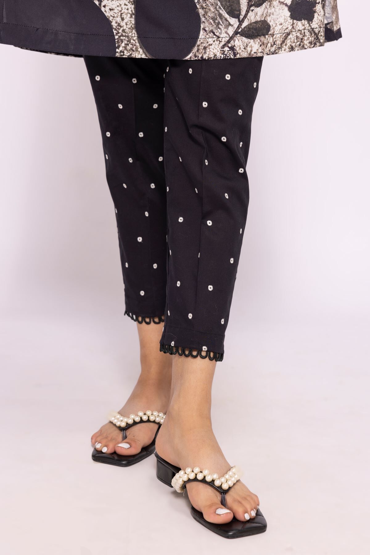 Khaadi trousers sale