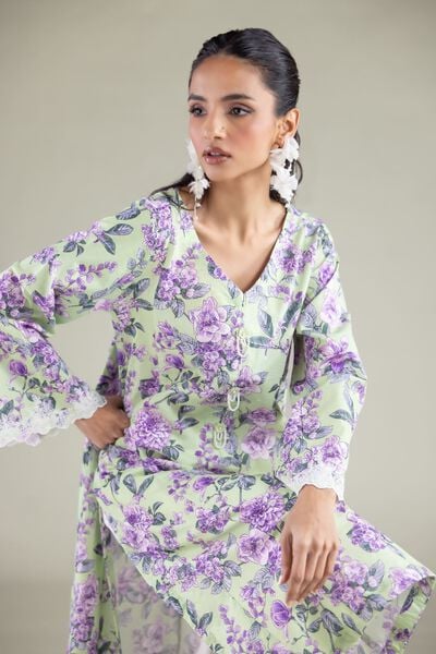 Embroidered | Cambric | Floral V-Neck Kurta | AED 75.00