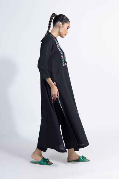 Dyed | Khaddar | Pants | AED 18.00