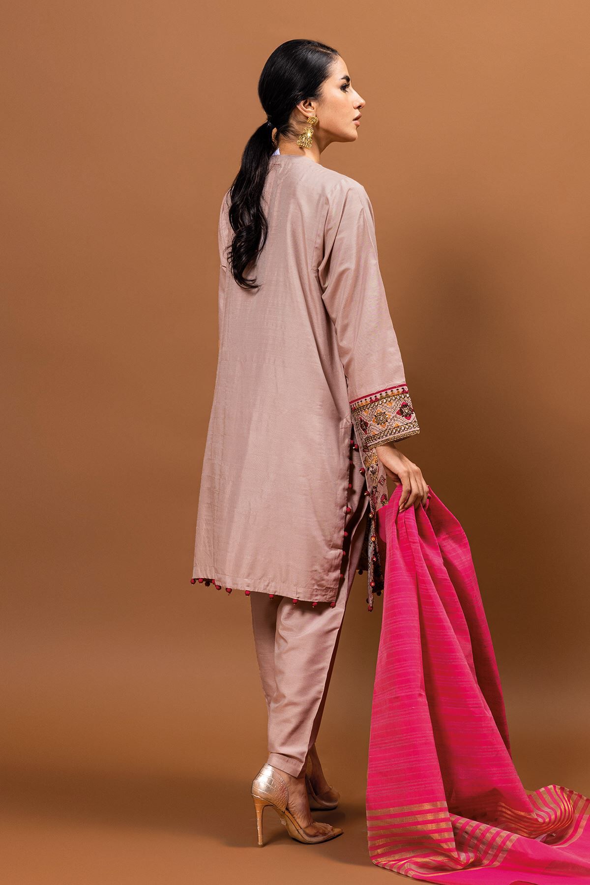 Khadi best sale raw silk