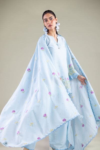 Embroidered | Mesuri | Floral Draped Dupatta | AED 75.00
