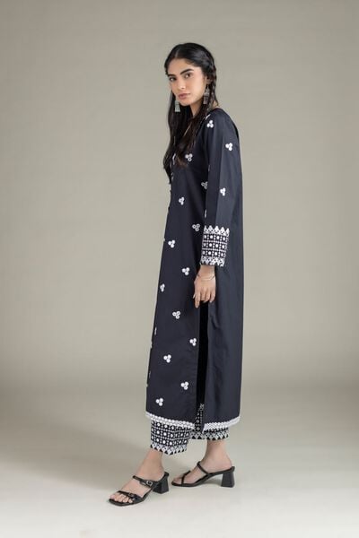 Embroidered | Raw Silk | Pants | AED 80.00