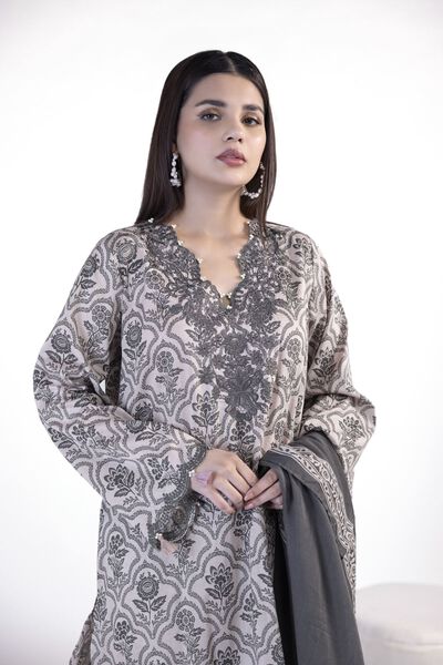 Embroidered | Lawn | Fabrics 3 Piece | AED 80.00