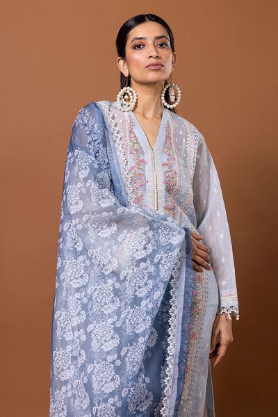 Fabrics 3 Piece Suit