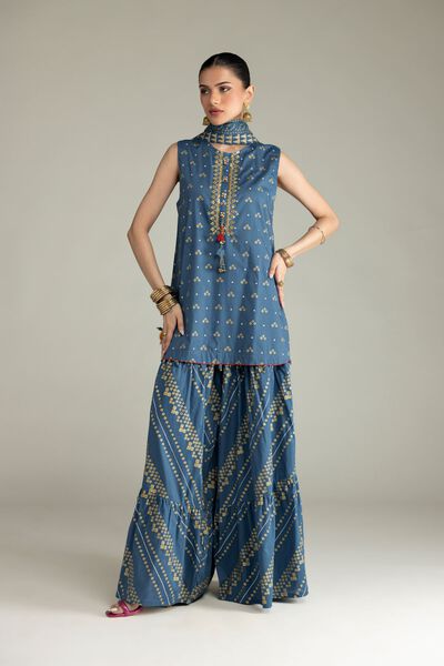 Embroidered | Cambric | Cambric Co-ords Set | AED 120.00