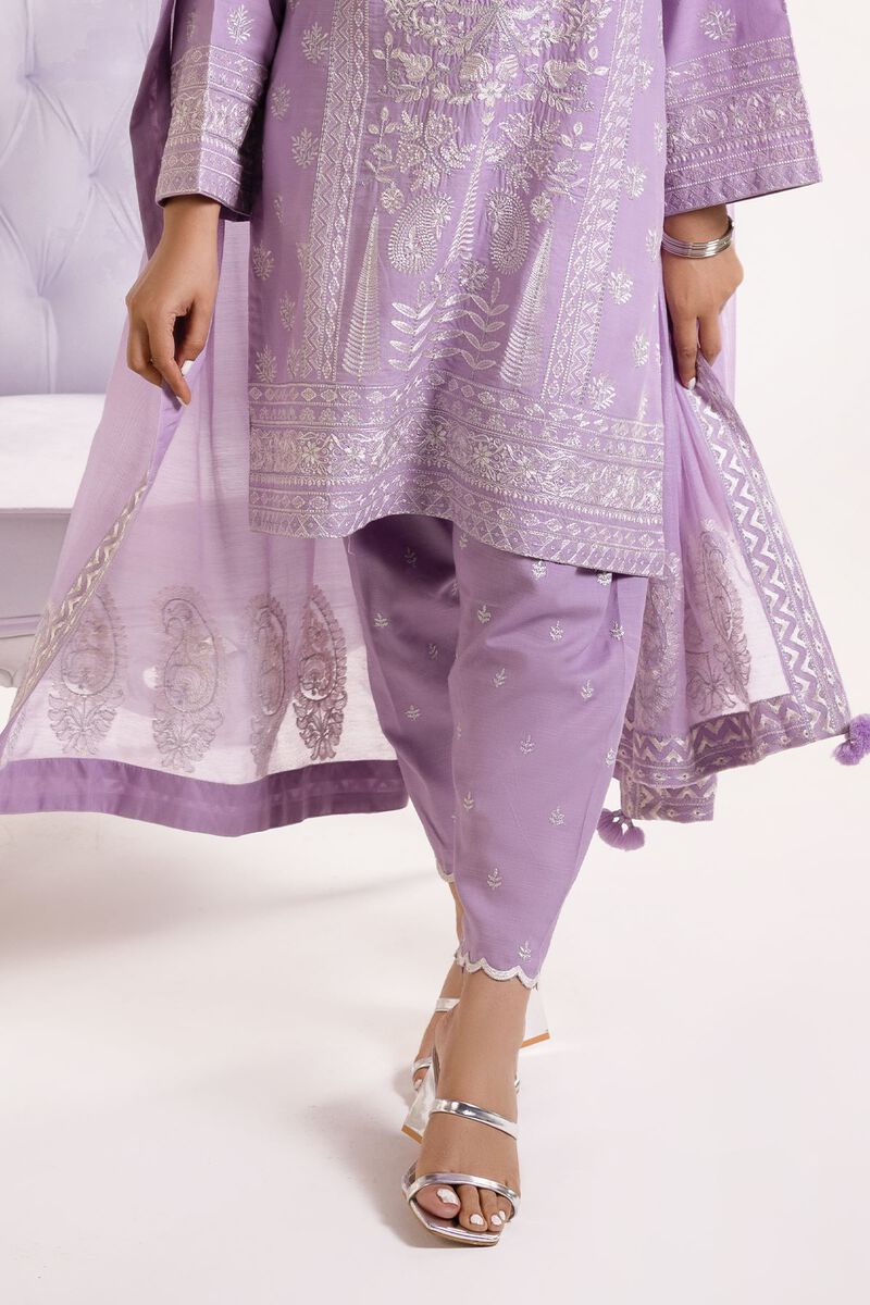  | Shalwar | Embroidered | null