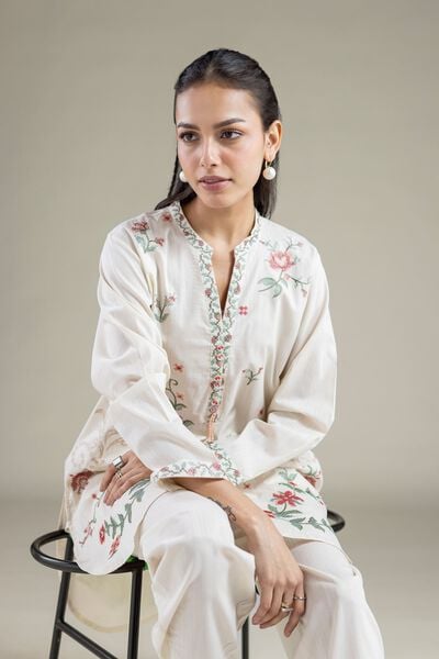 Embroidered | Textured Cambric | Floral V-Neck Kurta | AED 150.00