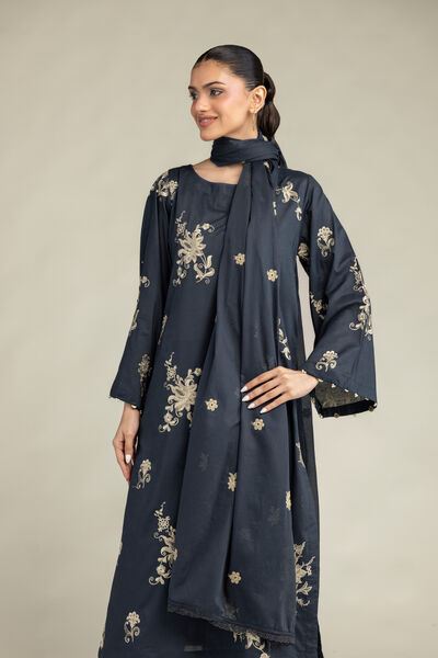 Embroidered | Cambric | Cambric Longline Kurta | AED 200.00