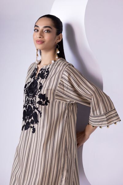 Embroidered | Dobby | Kurta | AED 120.00