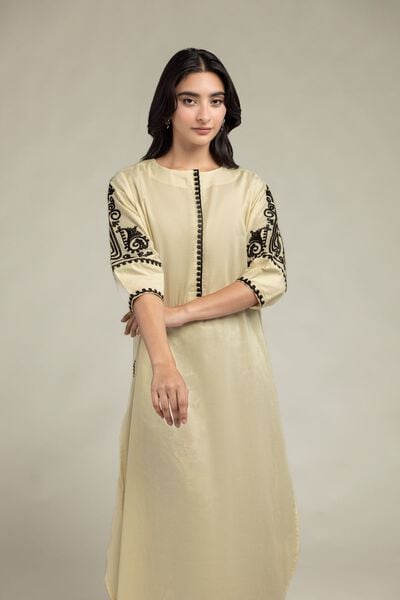 Embroidered | Cambric | Beige Round-Neck Kurta | AED 200.00