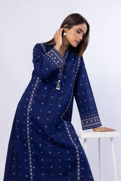 Embroidered | Crosshatch Poplin | Kurta | AED 140.00
