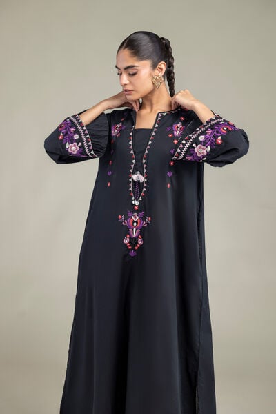 Embroidered | Cambric | Black Cambric Kurta | AED 200.00