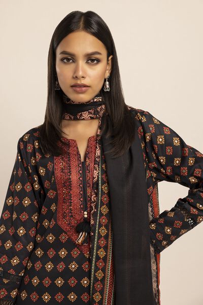 Fabrics 2 Piece | Top Dupatta