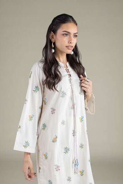 Embroidered | Textured Cambric | Floral Threadwork Kurta | AED 150.00