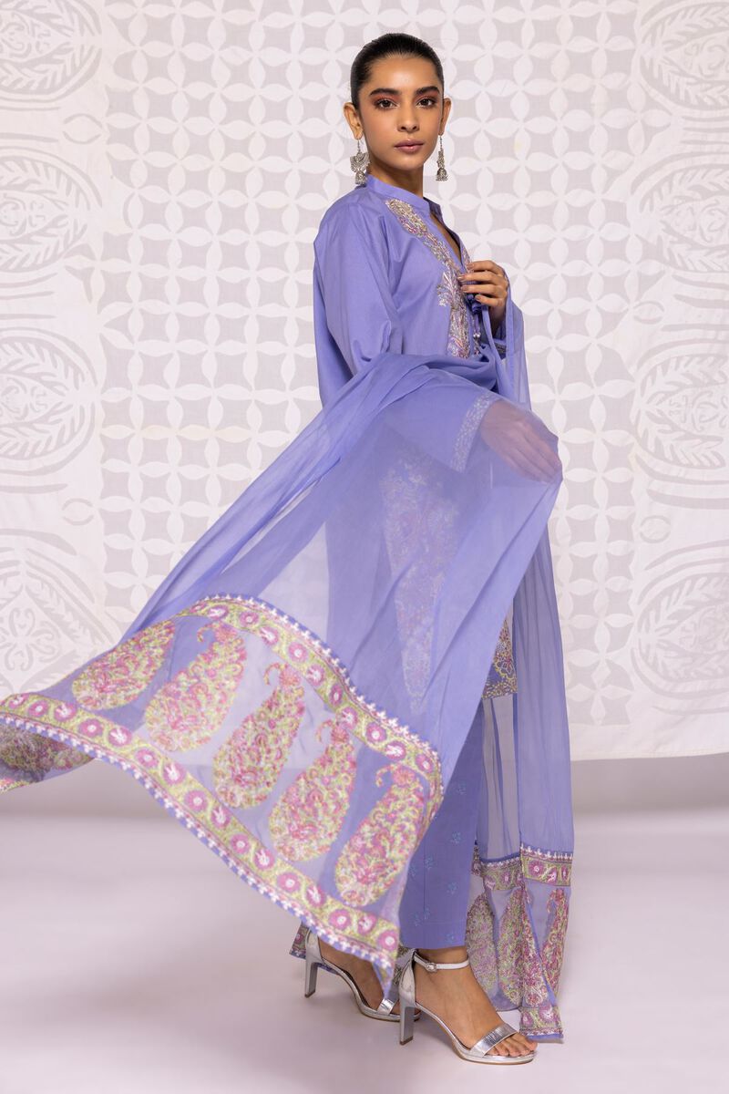  | Dupatta | Embroidered | null