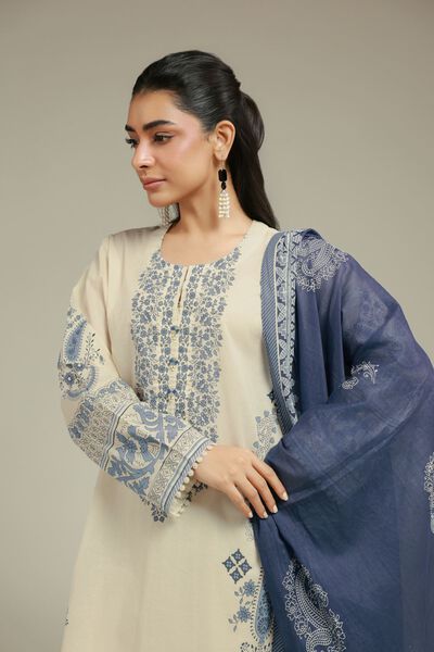 Printed | Cambric | Tailored 3-Piece Set | AED 250.00