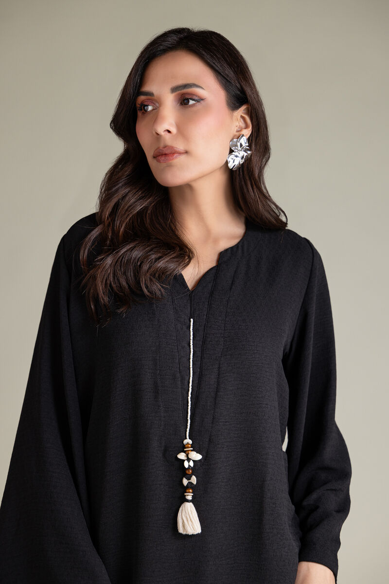 Dyed | Textured Georgette | Solid Black Kurta | AED 180.00