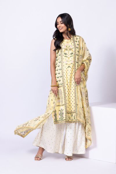 Embroidered | Viscose Oak Silk | Kurta | AED 400.00