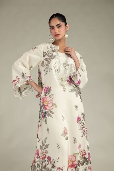 Embroidered | Blended Viscose | Floral Long Kurta | AED 150.00