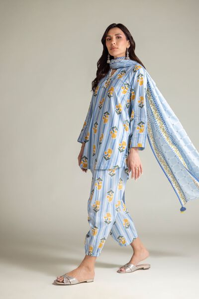 Embroidered | Textured Lawn | Blue Lawn Dupatta | AED 100.00