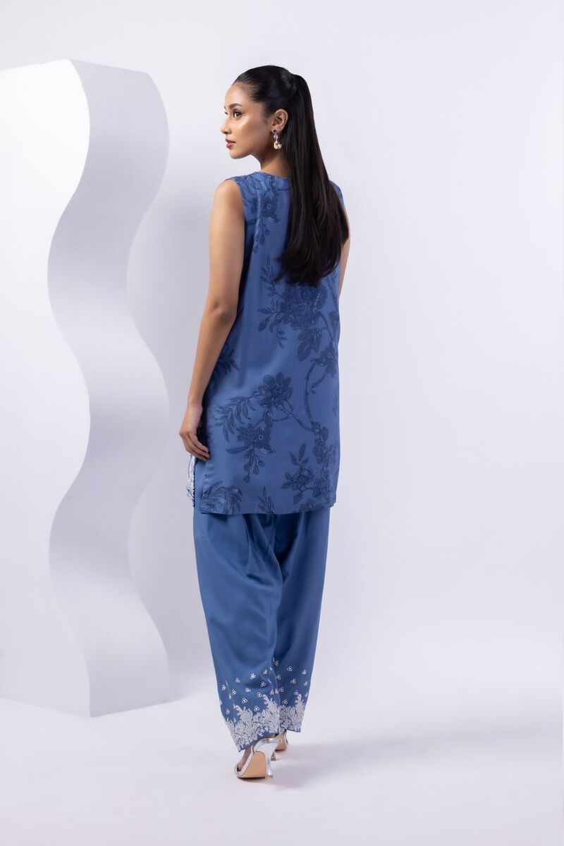 Embroidered | Crosshatch Raw Silk | Kurta | AED 54.00