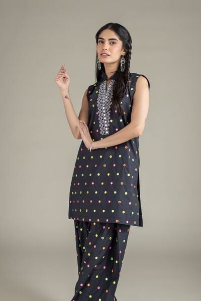 Embroidered | Poplin | Kurta | AED 120.00