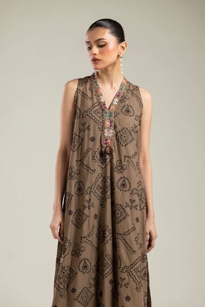 Embroidered | Raw Silk | Brown Sleeveless Kurta | AED 69.00