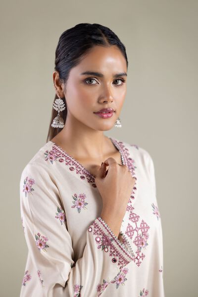 Embroidered | Viscose | Floral V-Neck Kurta | AED 130.00