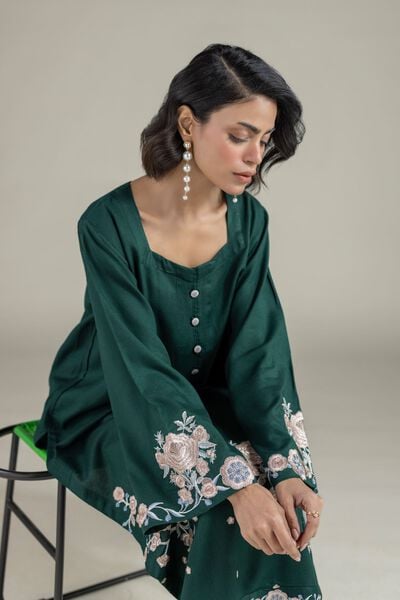 Embroidered | Heavy Blended Viscose | Kurta | AED 160.00