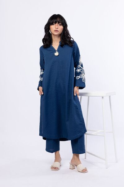 Embroidered | Double Layer Striped | Kurta | AED 70.00