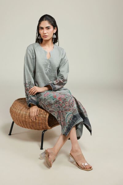 Printed | Jacquard | Gray Tailored Set | AED 180.00