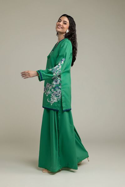 Embroidered | Cambric | Solid Green Pants | AED 130.00