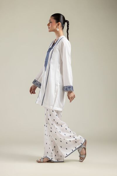 Embroidered | Textured Weave | Geometric White Pants | AED 100.00