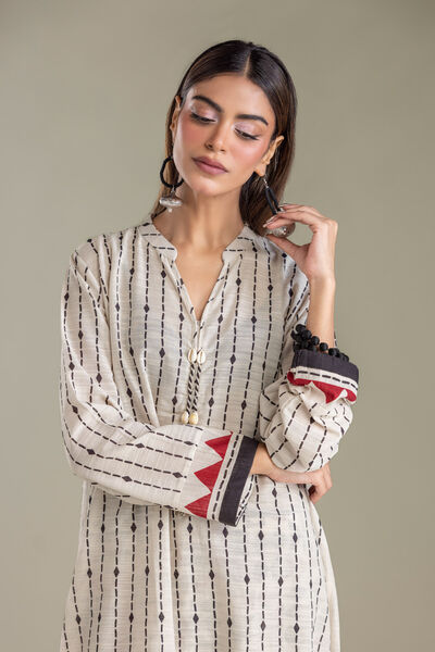 Printed | Light Khaddar | Off-White Khaddar Kurta | AED 180.00