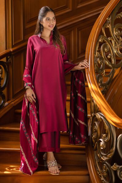 Kurta | Embroidered