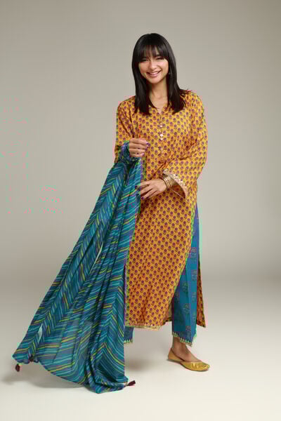 Embroidered | Cambric | Floral Cambric Kurta | AED 130.00