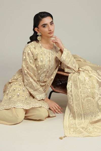 Embroidered | Cambric | Cambric 3-Piece Suit | AED 350.00